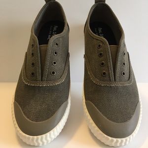 New Paul Sperry Taupe Canvas Sneakers Size 9 1/2